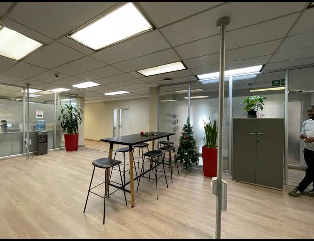 1,200M² OFFICE TO LET IN RIVONIA